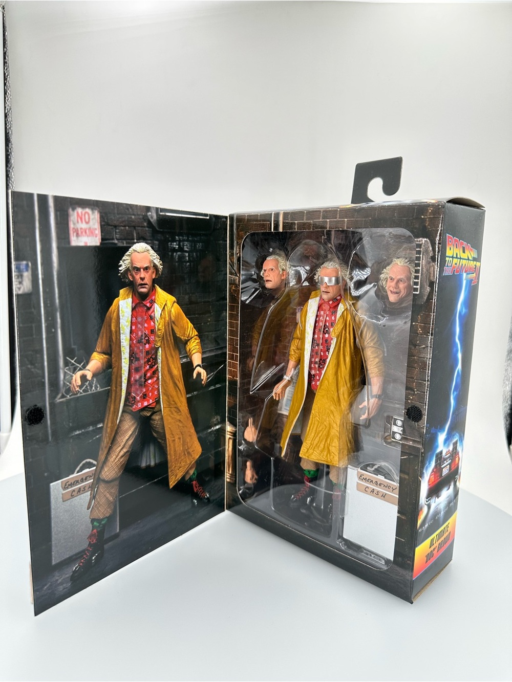 7″ Scale Action Figure – Ultimate Doc Brown (2015)